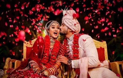 Love Marriage Advantages and Disadvantages