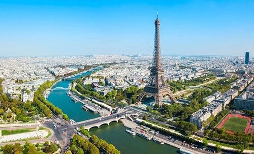 15 Fun Facts About Paris