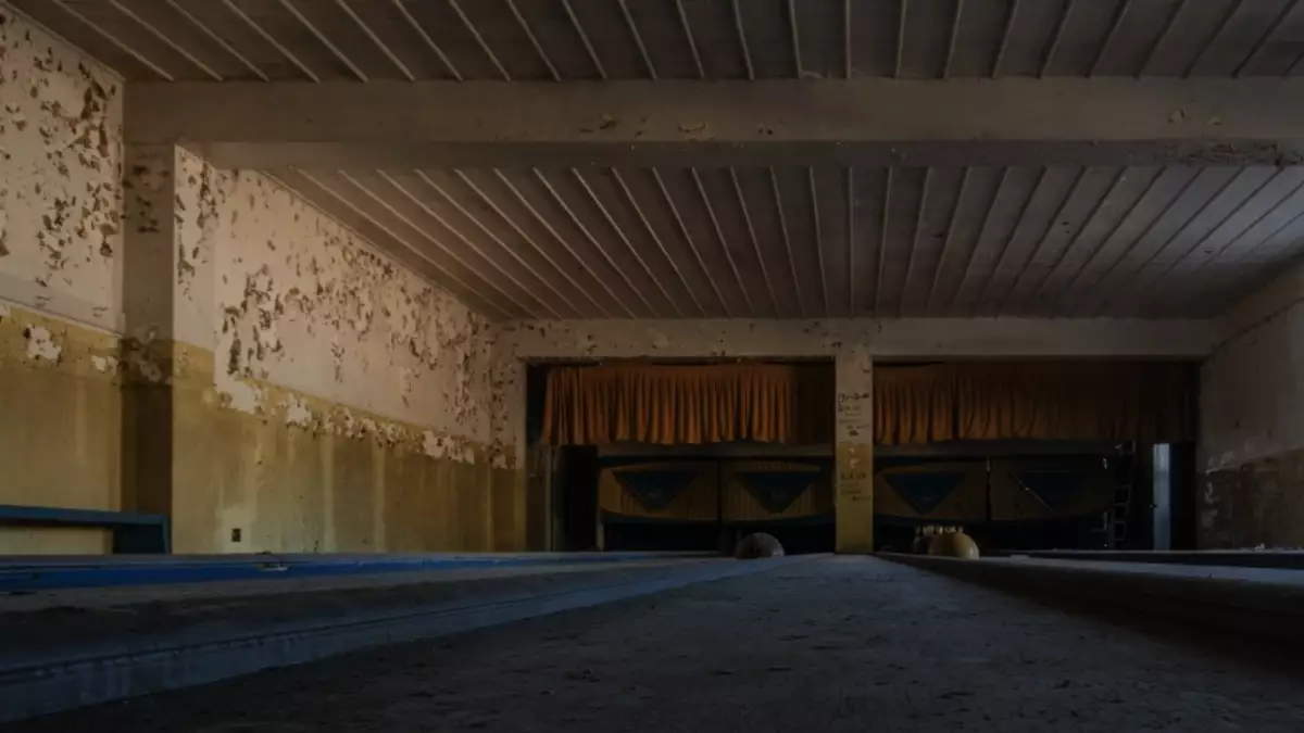 underground bowling alley phoenix
